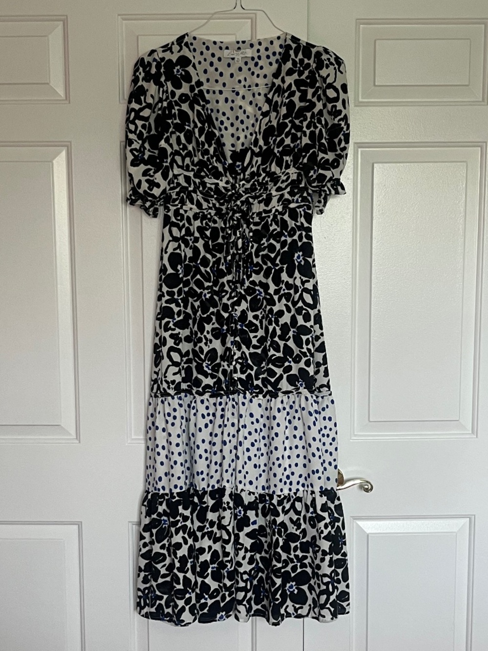LOVE, WHIT PATTERNED MAXI DRESS